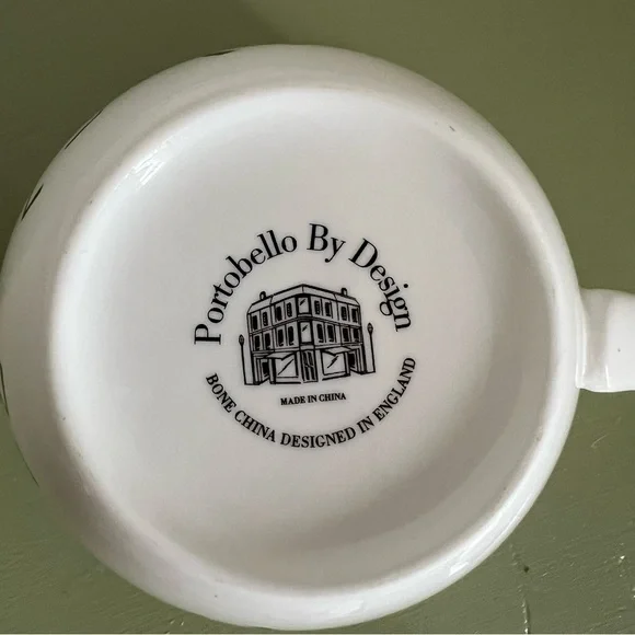 Portobello by Design Happy Haunting Dancing Skeletons 20oz Tea Coffee Mug Cup - Picture 9 of 9